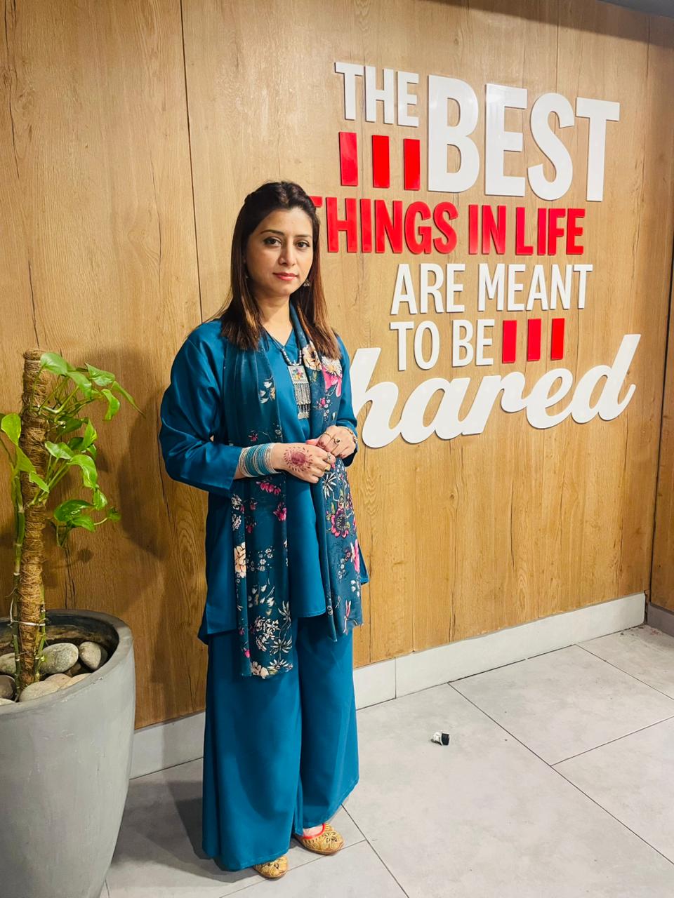 Saima Naseer - Top rated online IELTS tutor in Pakistan helping students achieve Band 7 plus